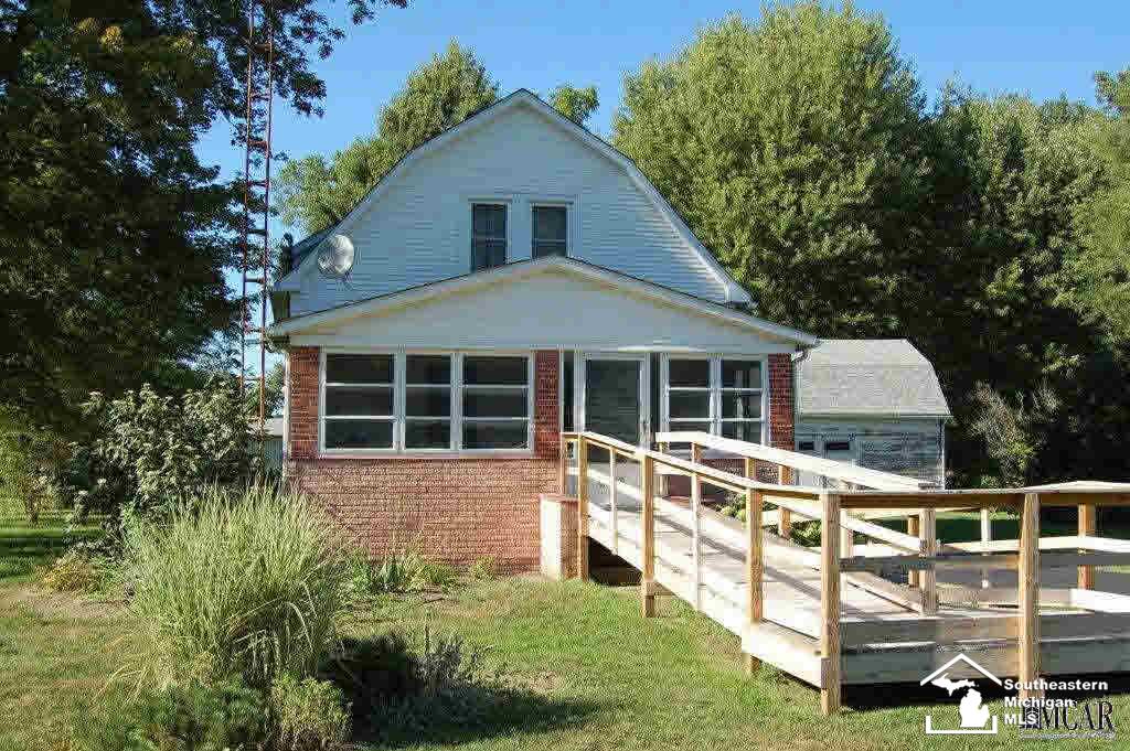 4210 Samaria Road Temperance, MI 48182 - Photo 1 of 21
