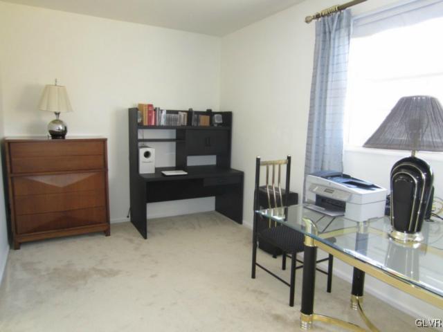 2024 Hilltop Road Bethlehem, PA 18015 - Photo 20 of 25 Gallery Image 20