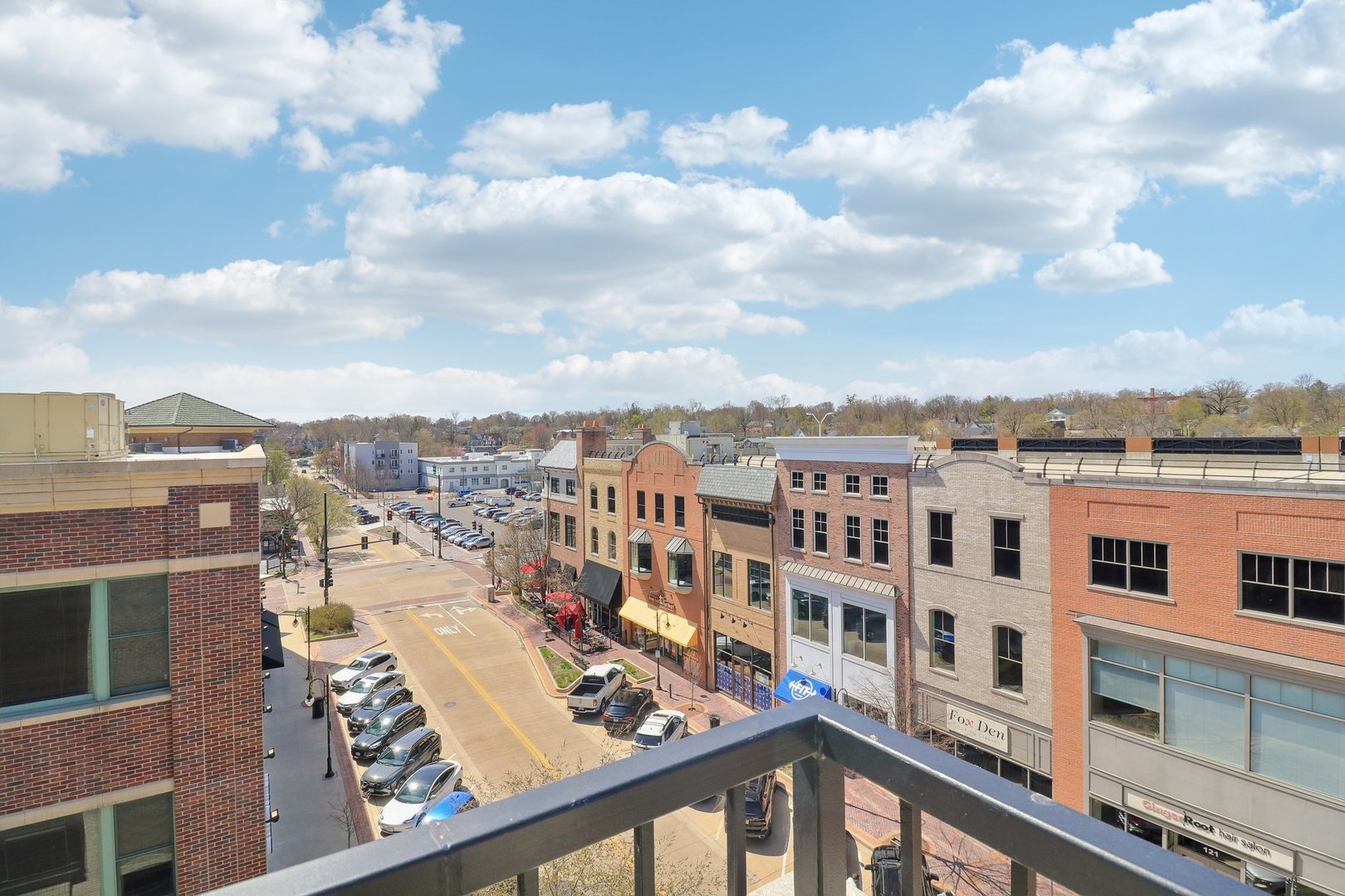 50 South 1st Street, Unit 5D St. Charles, IL 60174 - Photo 23 of 52 a view of a city with tall buildings