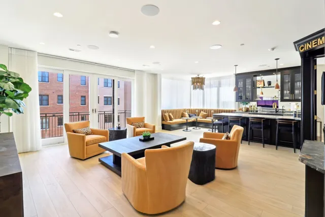 $2,500,000 | 50 South 1st Street, Unit 5D, St. Charles, IL 60174