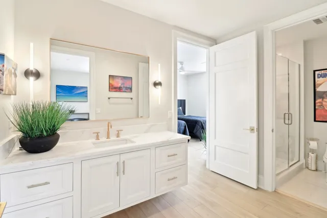 $2,500,000 | 50 South 1st Street, Unit 5D, St. Charles, IL 60174