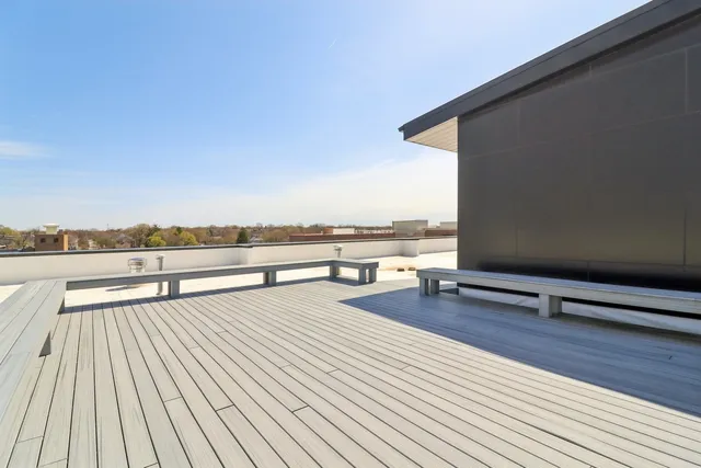 $2,500,000 | 50 South 1st Street, Unit 5D, St. Charles, IL 60174