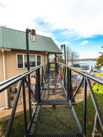 $625,000 | 919 Lakeshore Drive, Cuba, MO 65453