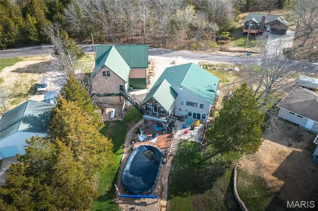 $625,000 | 919 Lakeshore Drive, Cuba, MO 65453