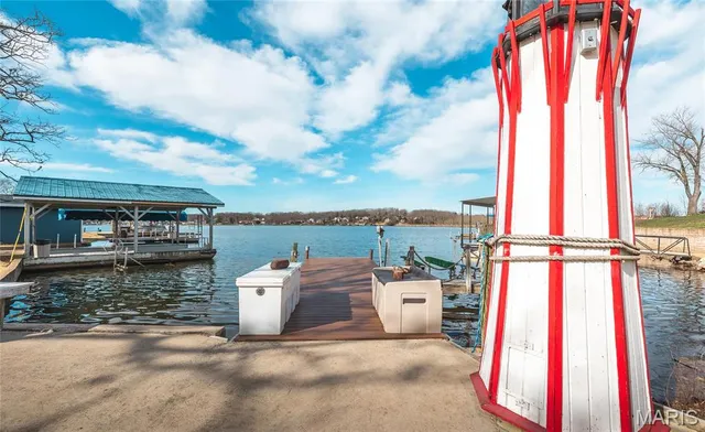 $625,000 | 919 Lakeshore Drive, Cuba, MO 65453