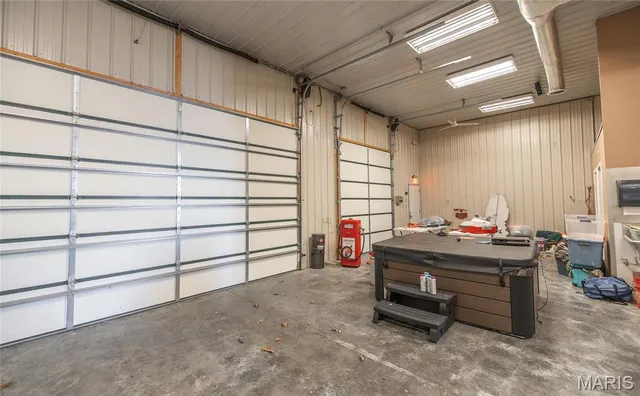 $625,000 | 919 Lakeshore Drive, Cuba, MO 65453