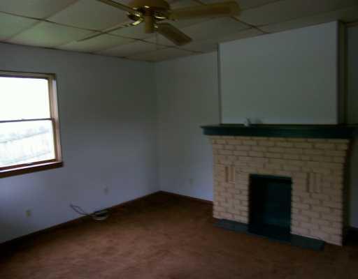 349 Wendel Road Irwin, PA 15642 - Photo 7 of 7 Living Room.