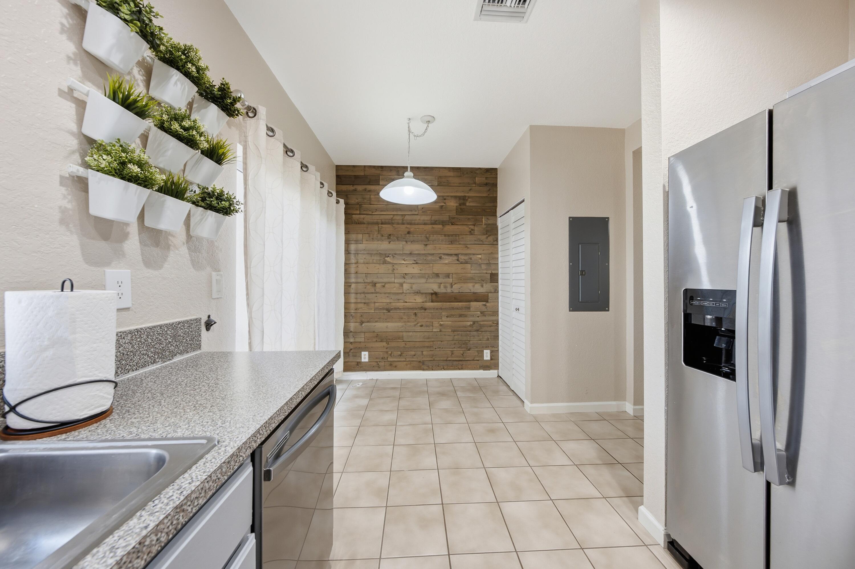 13490 Old Englishtown Road Wellington, FL 33414 - Photo 4 of 15 DSC00031