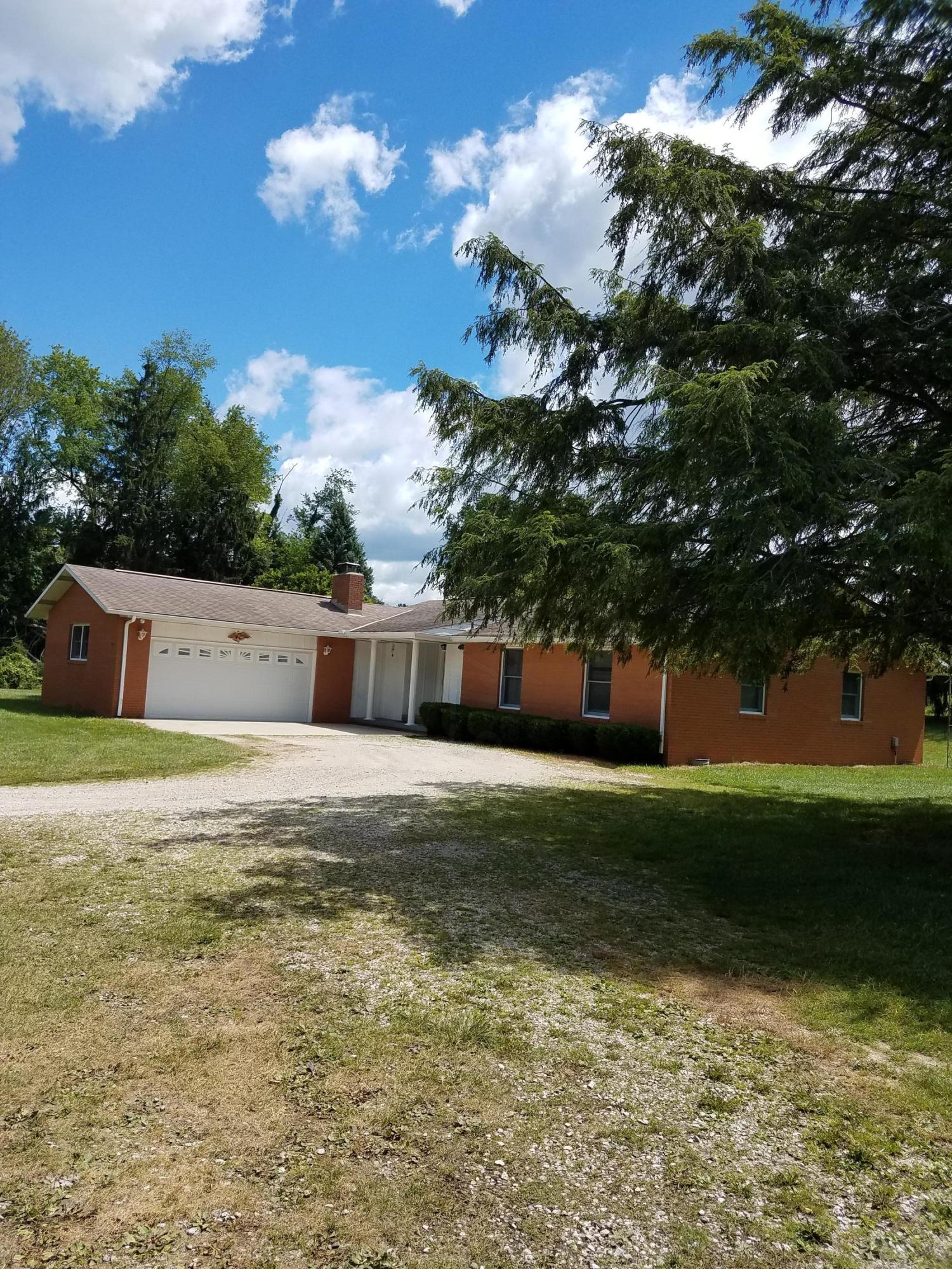 1028 Swans Road Northeast Newark, OH 43055 - Photo 2 of 18 Gallery Image 2