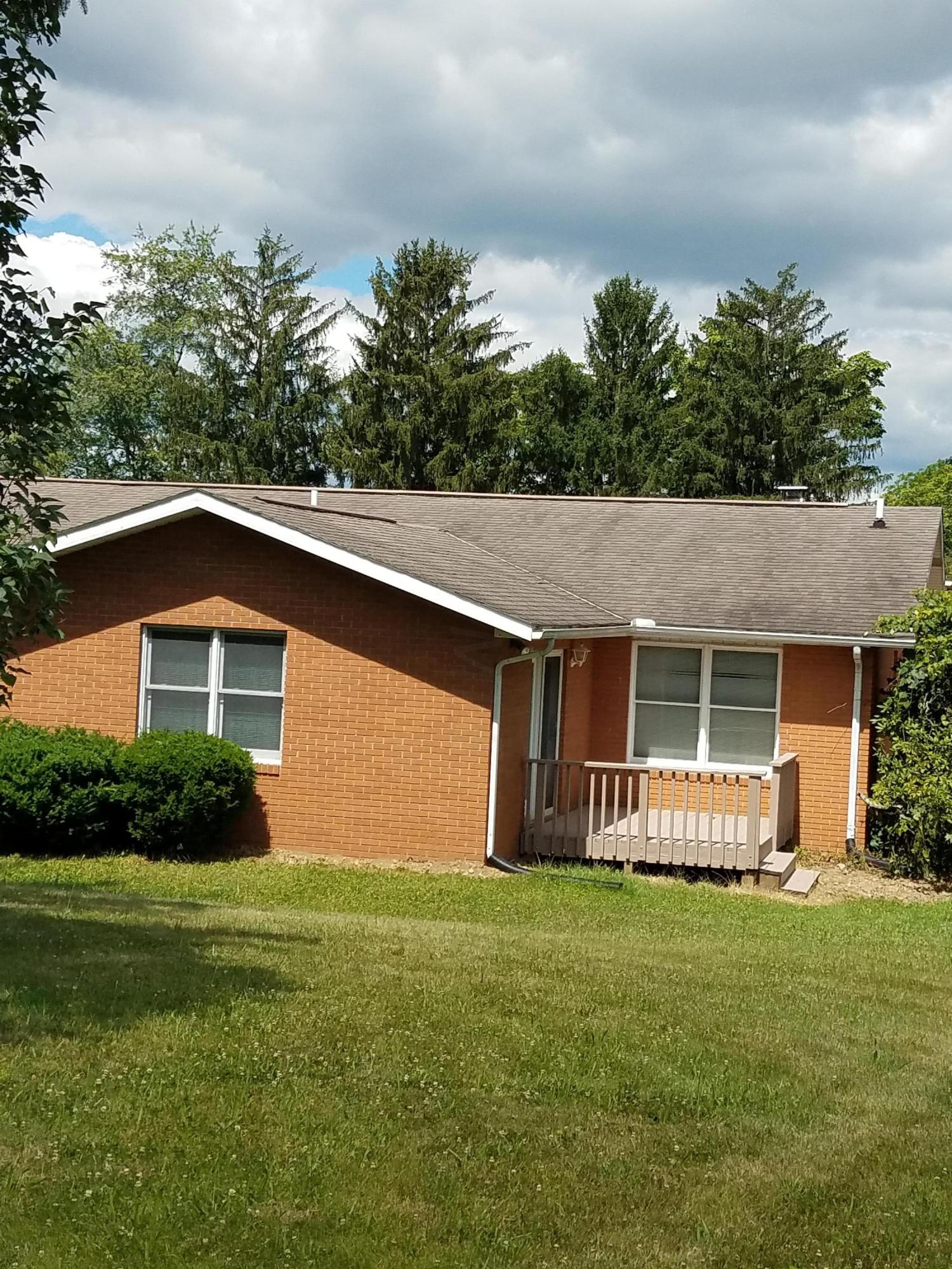 1028 Swans Road Northeast Newark, OH 43055 - Photo 3 of 18 Gallery Image 3