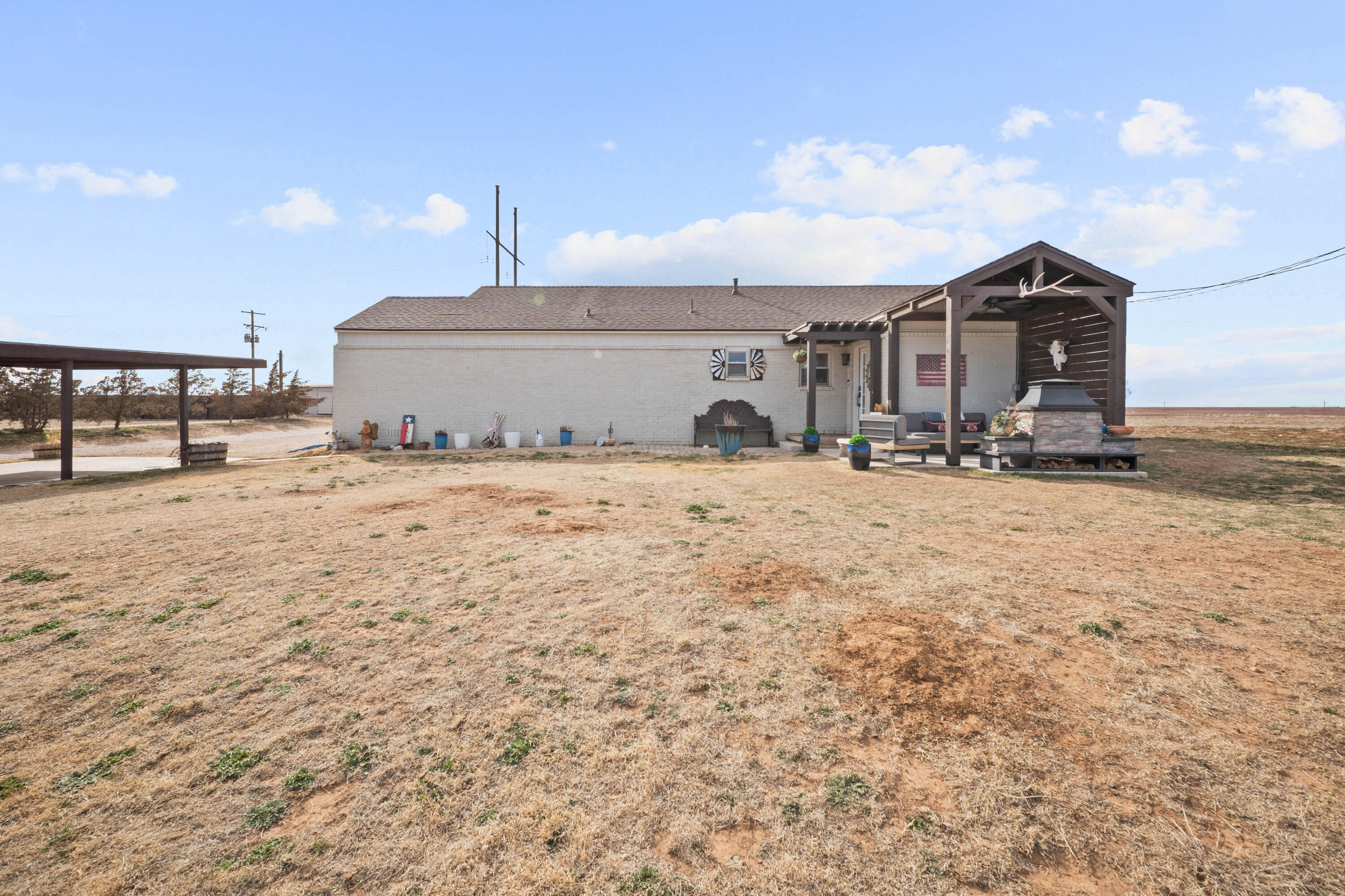 3725 Hawk Road Ropesville, TX 79358 - Photo 1 of 39 a view of a house with a snow in the background