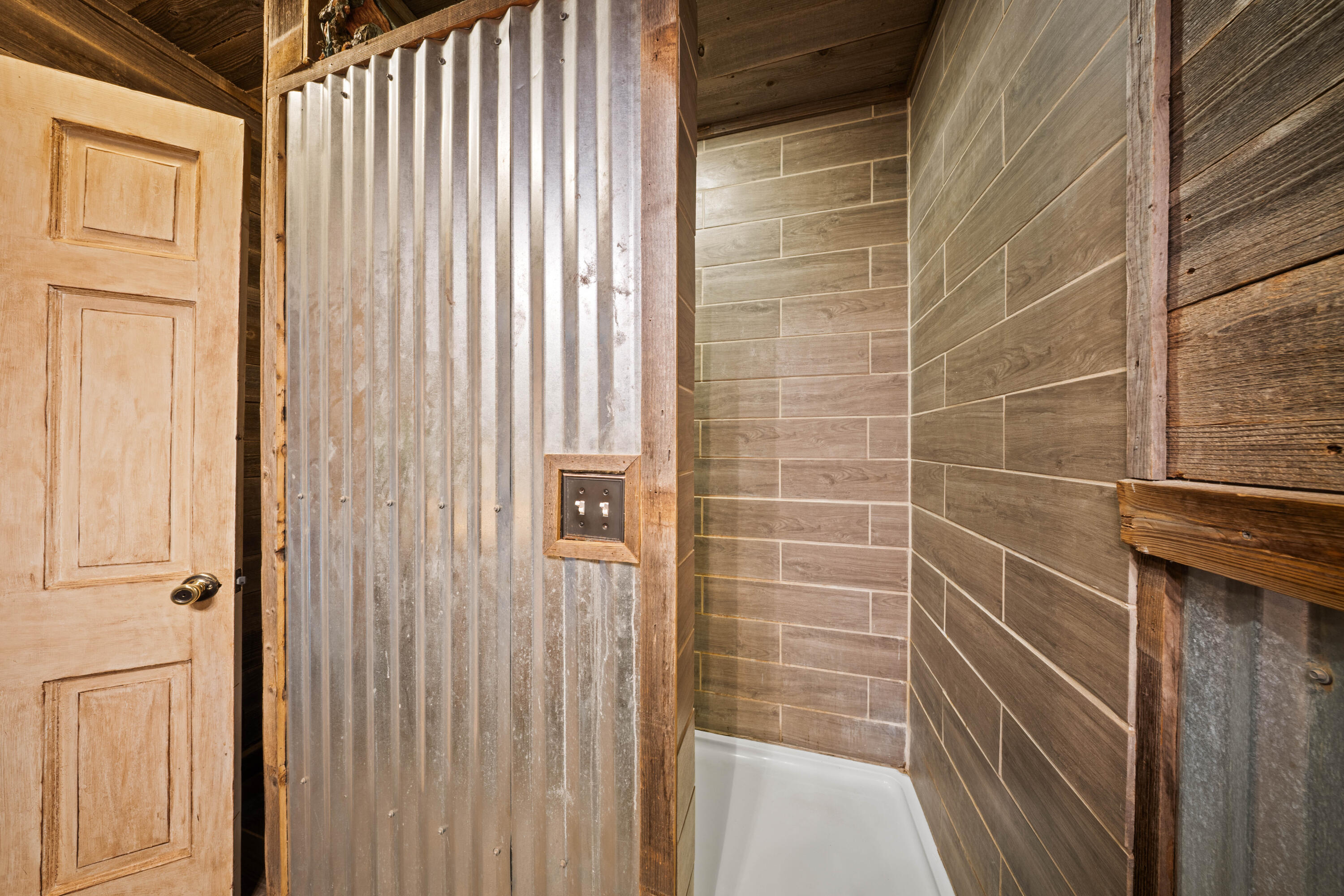 3725 Hawk Road Ropesville, TX 79358 - Photo 21 of 39 a bathroom with a shower