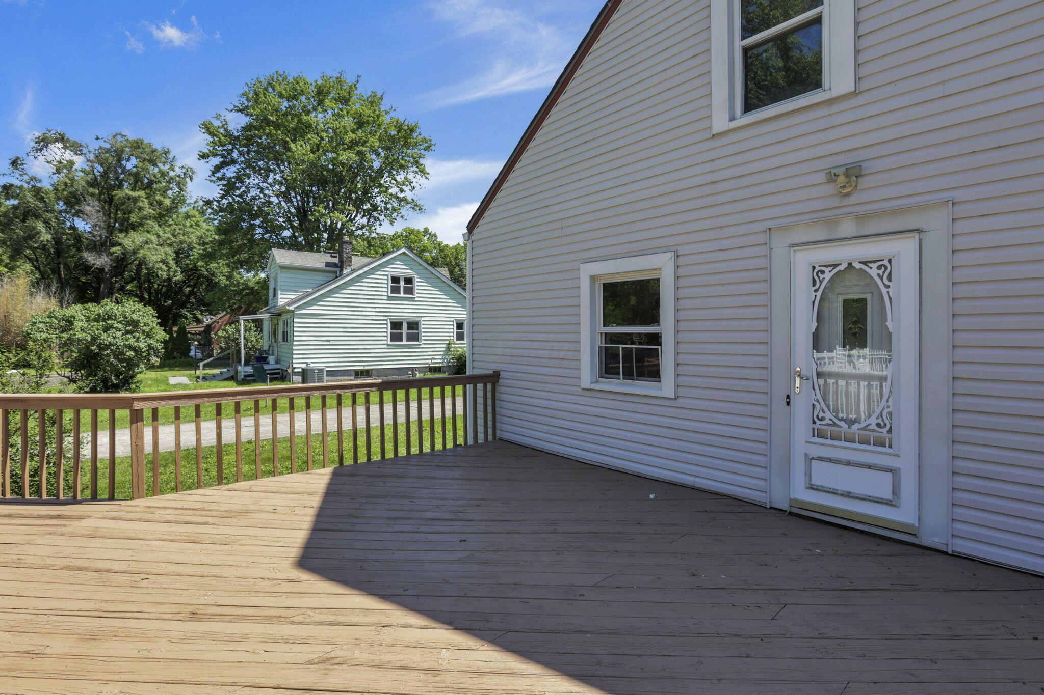 3017 Courtright Road Columbus, OH 43232 - Photo 38 of 44 39-web-or-mls-4E7A9094