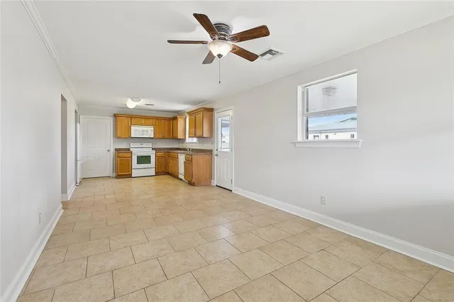 $174,500 | 3620 Sinclair Street, Chalmette, LA 70043