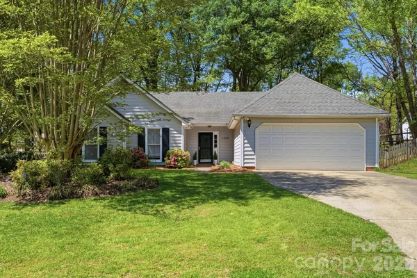 $355,900 | 1539 Bear Mountain Road, Charlotte, NC 28214