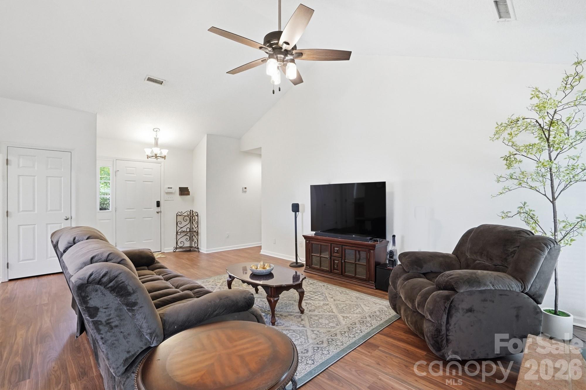 1539 Bear Mountain Road Charlotte, NC 28214 - Photo 6 of 25