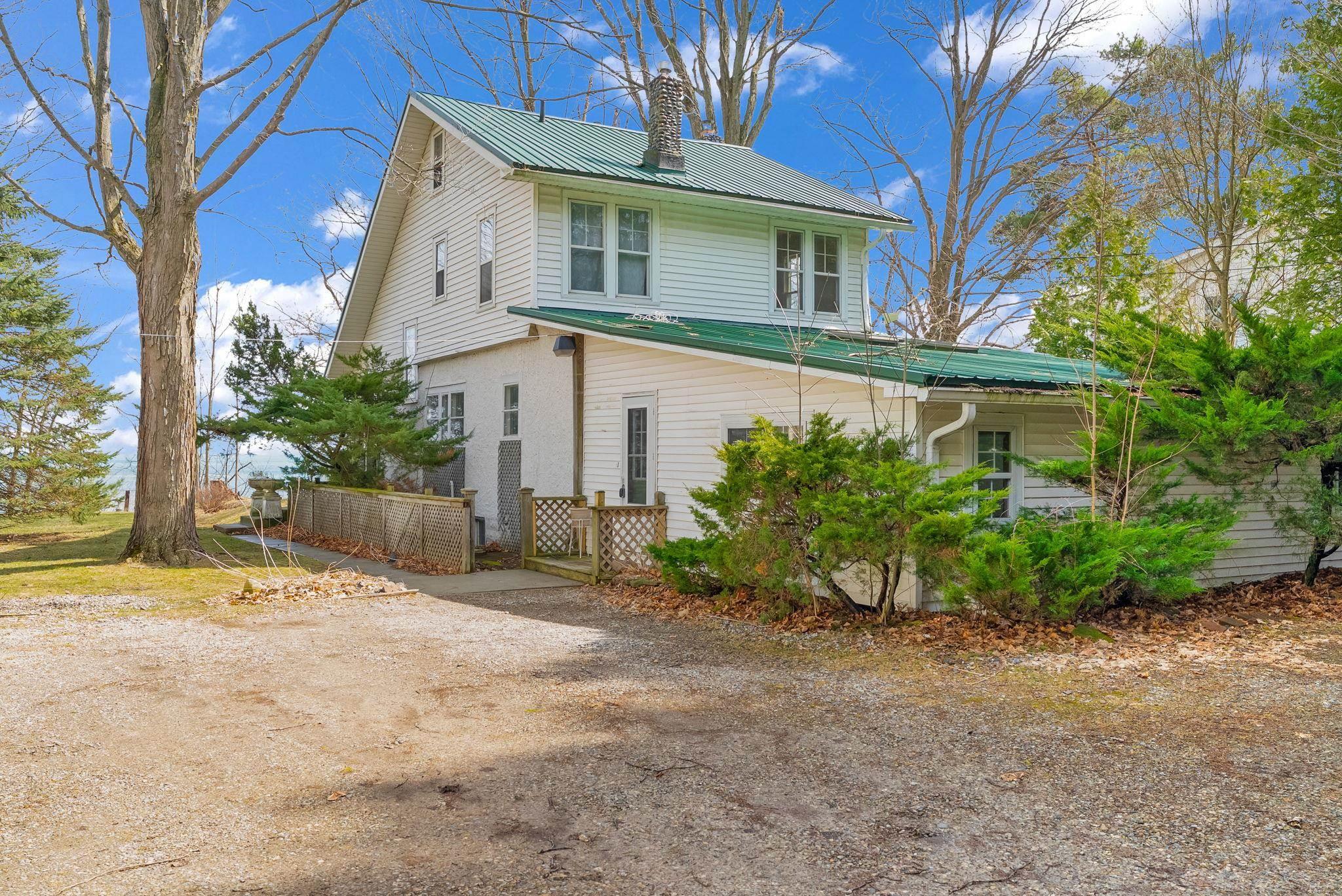 4055 Lakeshore Road Lexington, MI 48450 - Photo 5 of 72