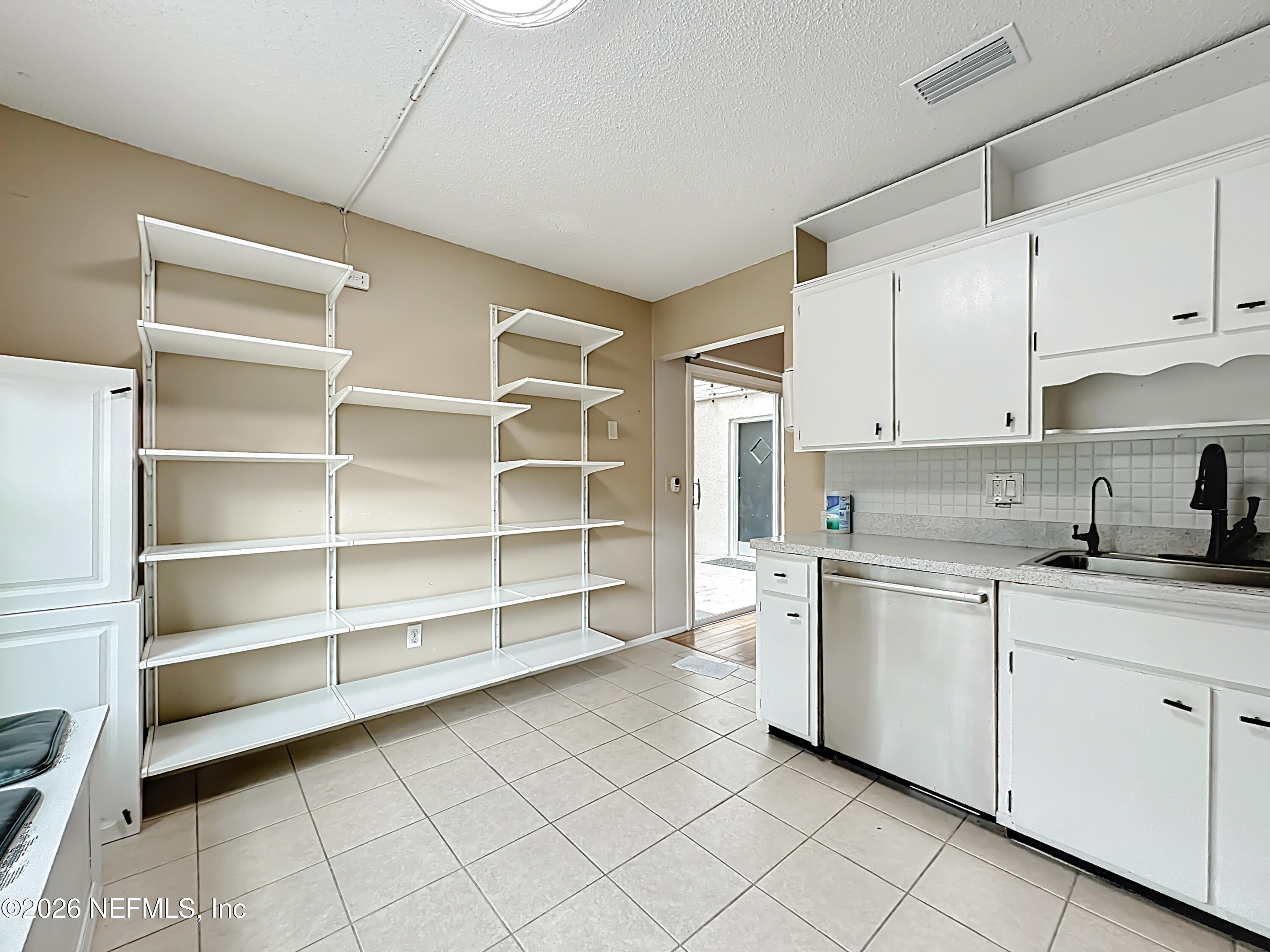 3410 Ricky Court Jacksonville, FL 32223 - Photo 13 of 37 3410 Ricky Court-20