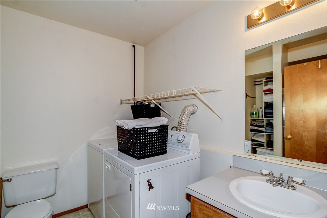23023 20th Avenue Southeast Bothell, WA 98021 - Photo 14 of 17