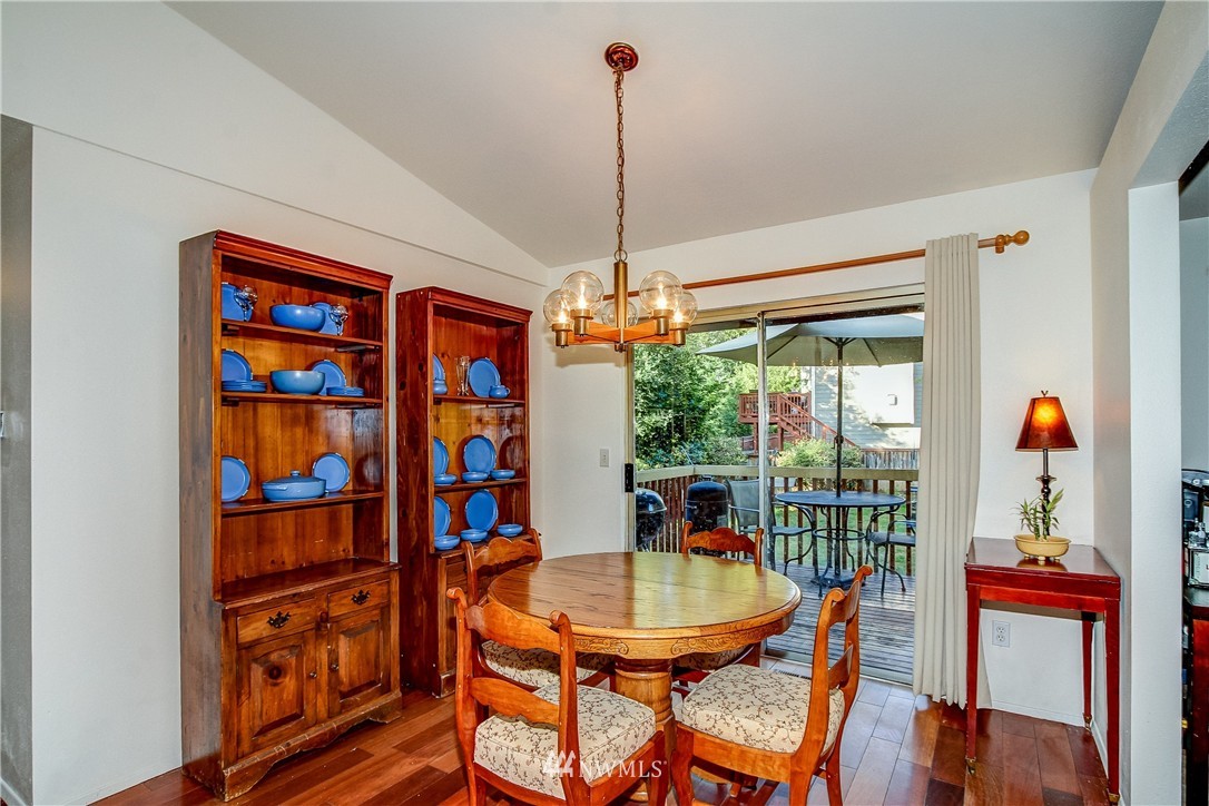23023 20th Avenue Southeast Bothell, WA 98021 - Photo 3 of 17