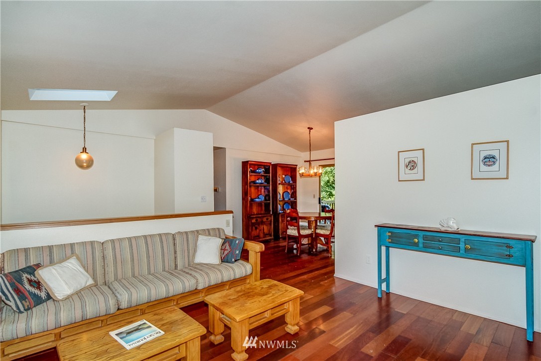 23023 20th Avenue Southeast Bothell, WA 98021 - Photo 4 of 17