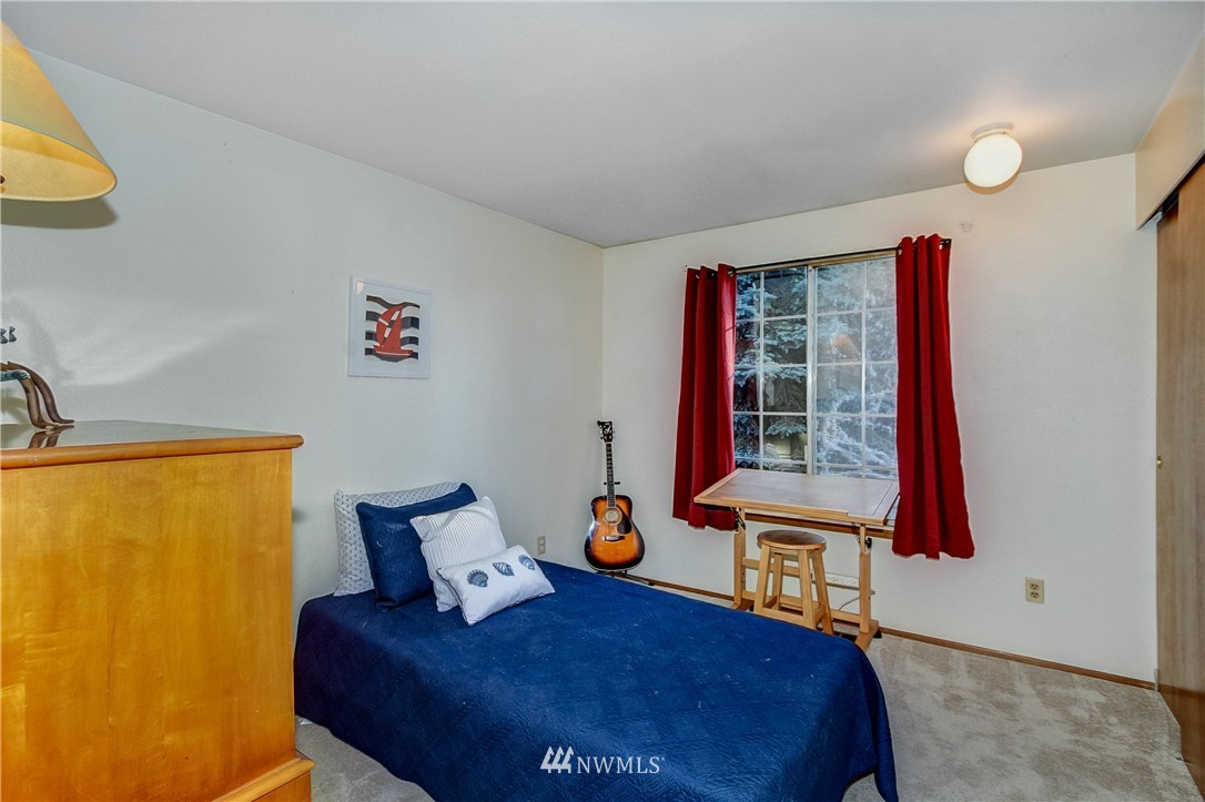 23023 20th Avenue Southeast Bothell, WA 98021 - Photo 8 of 17