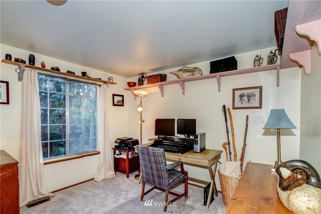 23023 20th Avenue Southeast Bothell, WA 98021 - Photo 10 of 17