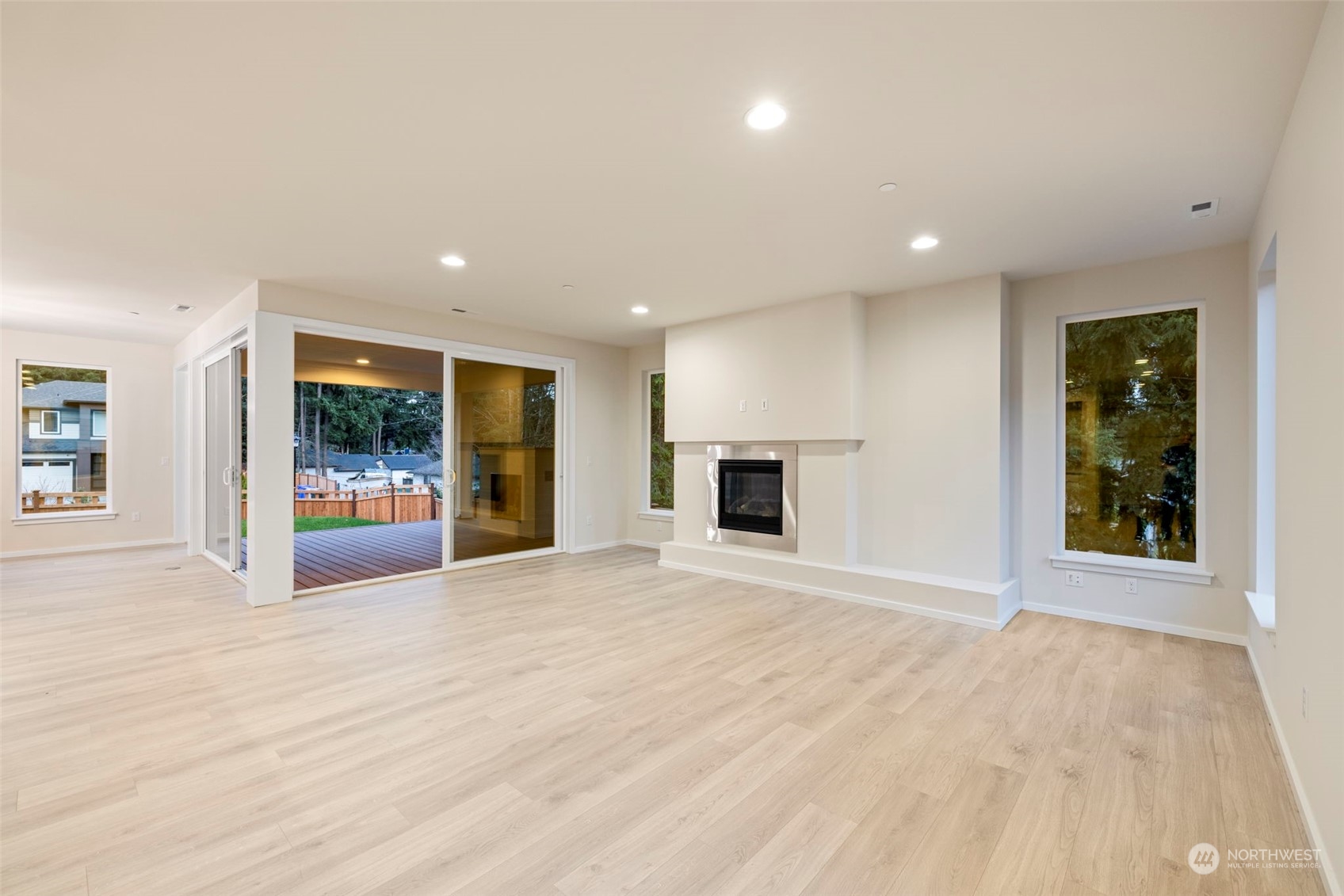 741 Wapato Place Southeast Renton, WA 98059 - Photo 11 of 40 Gallery Image 11