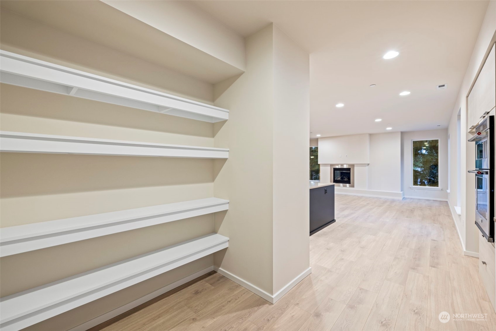 741 Wapato Place Southeast Renton, WA 98059 - Photo 16 of 40 Gallery Image 16