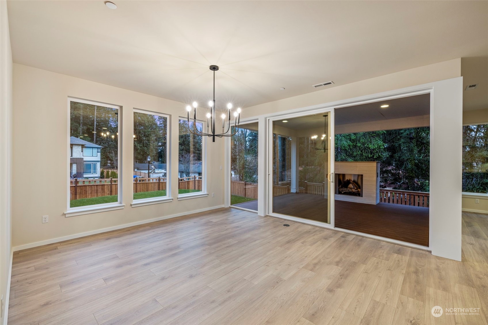 741 Wapato Place Southeast Renton, WA 98059 - Photo 9 of 40 Gallery Image 9
