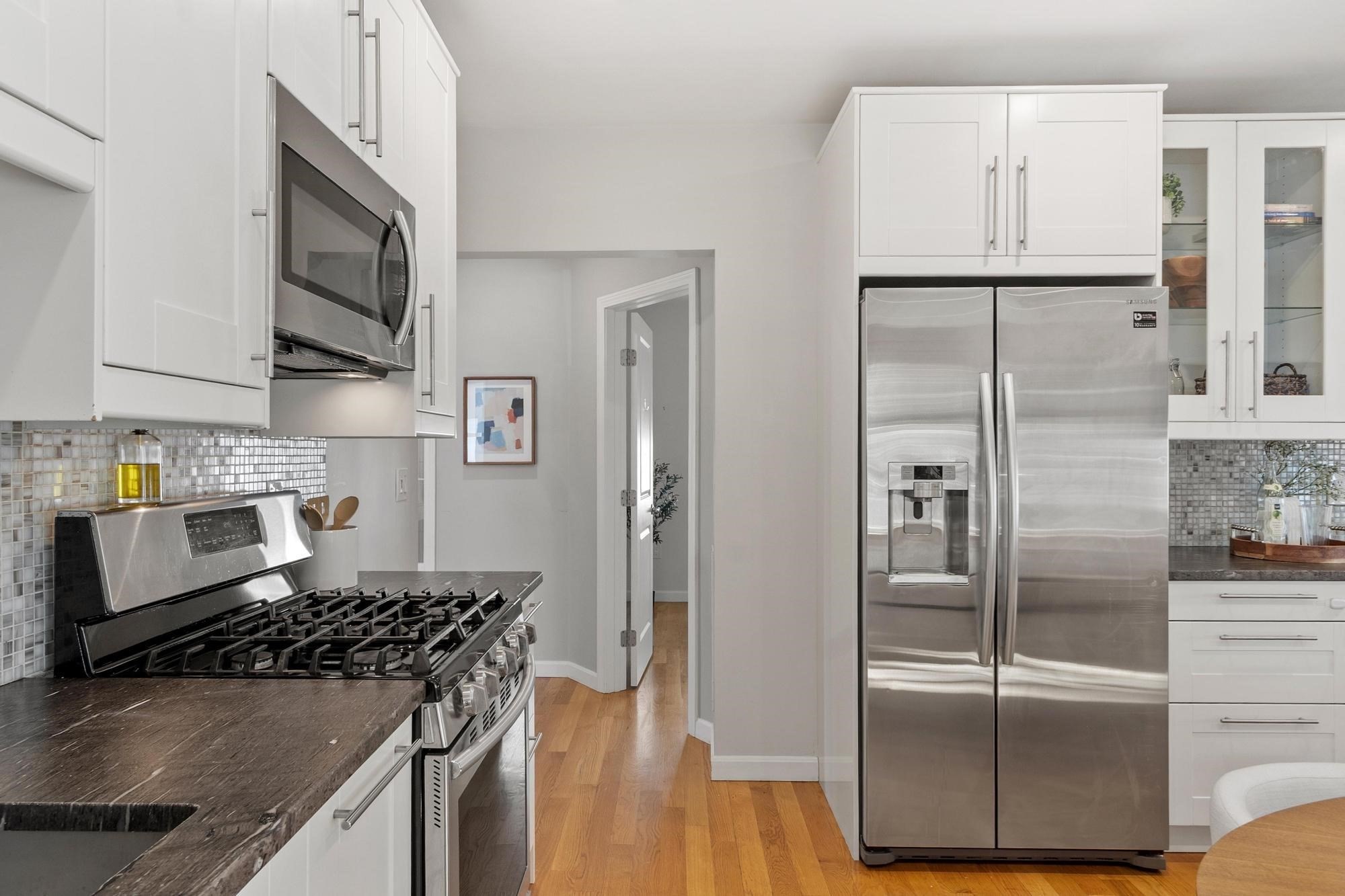 574 Lagrange Street, Unit 574 Boston, MA 02132 - Photo 16 of 39 Gallery Image 16