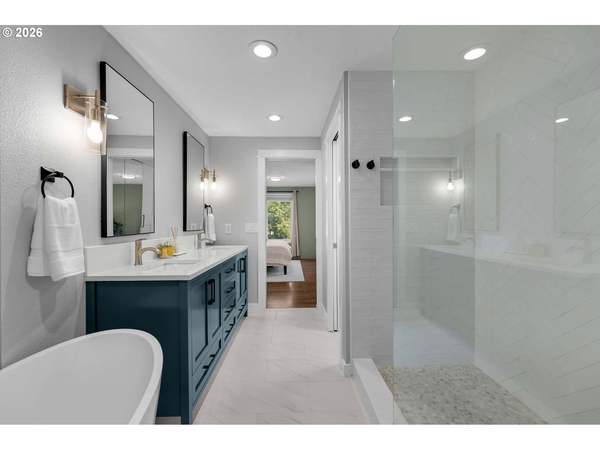 9047 Southwest Reiling Street Portland, OR 97224 - Photo 31 of 48