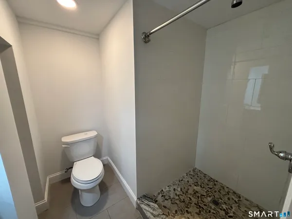 $1,900 | 76 Cannon Street, Hamden, CT 06518