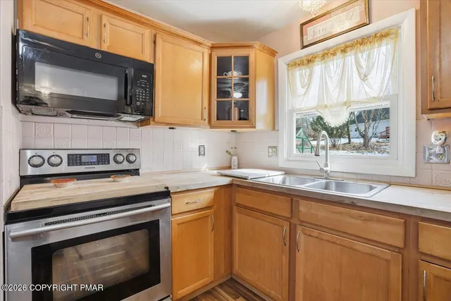 $275,000 | 140 Louise Lane, Bartonsville, PA 18321