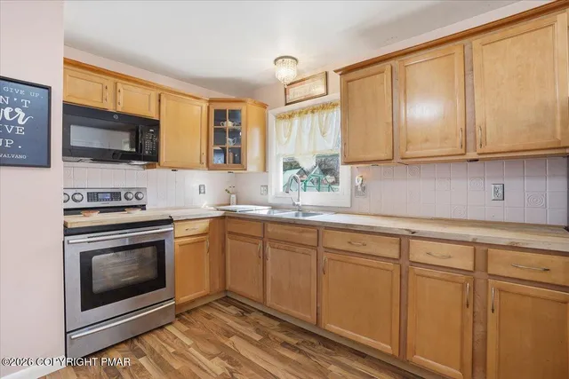 $275,000 | 140 Louise Lane, Bartonsville, PA 18321