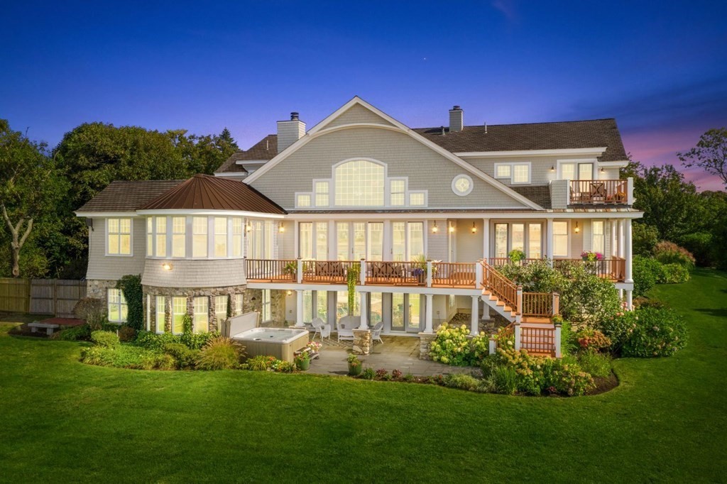 284 Atlantic Road Gloucester, MA 01930 - Photo 1 of 41 Gallery Image 1