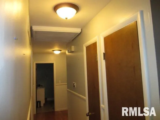 $235,000 | 7120 North Manning Drive, Peoria, IL 61614