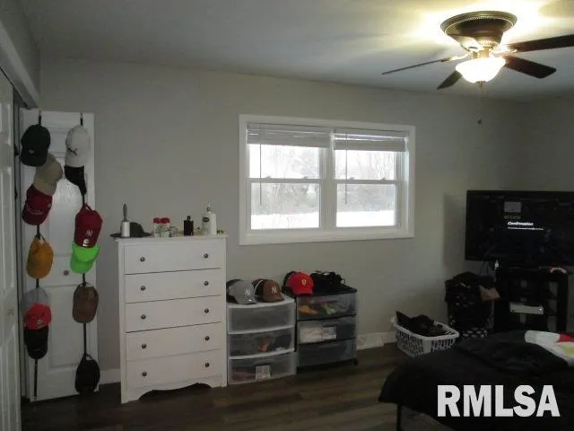 $235,000 | 7120 North Manning Drive, Peoria, IL 61614