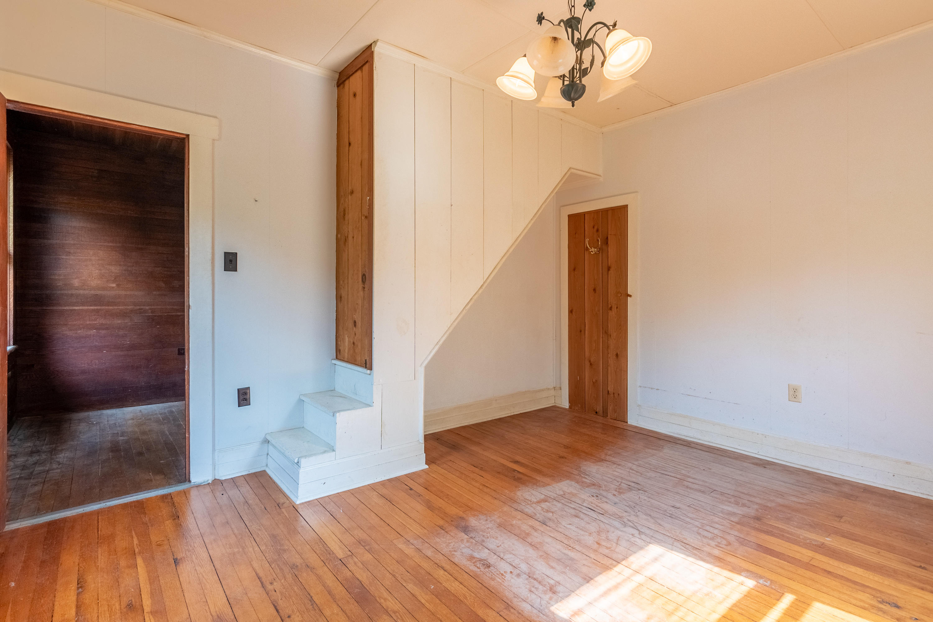 415 Reed Hill Road Northwest Floyd, VA 24091 - Photo 48 of 69 a view of an entryway with wooden floor