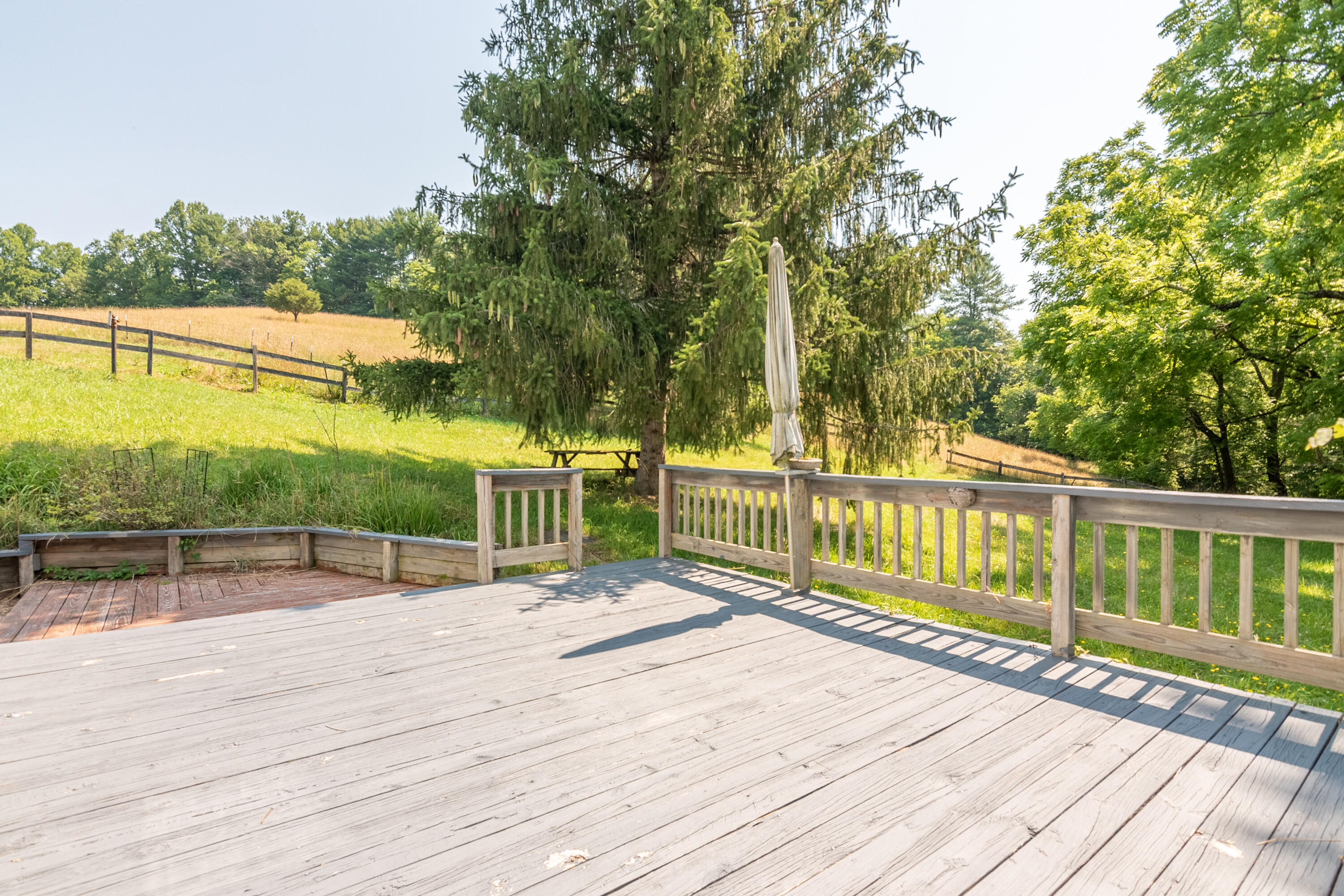415 Reed Hill Road Northwest Floyd, VA 24091 - Photo 53 of 69 a view of deck with chairs and wooden fence