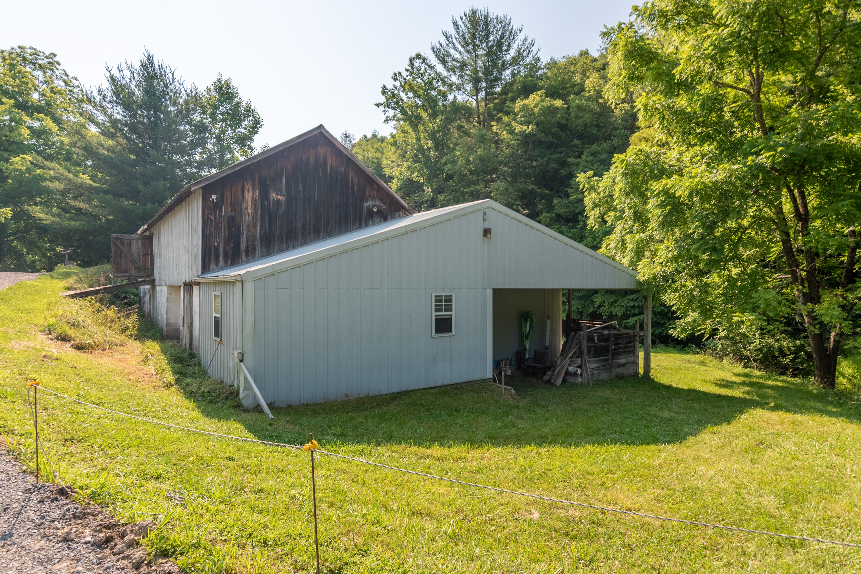 415 Reed Hill Road Northwest Floyd, VA 24091 - Photo 54 of 69 DSC_3164-HDR