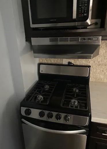 751 West California Terrace, Unit 2 Chicago, IL 60657 - Photo 14 of 15