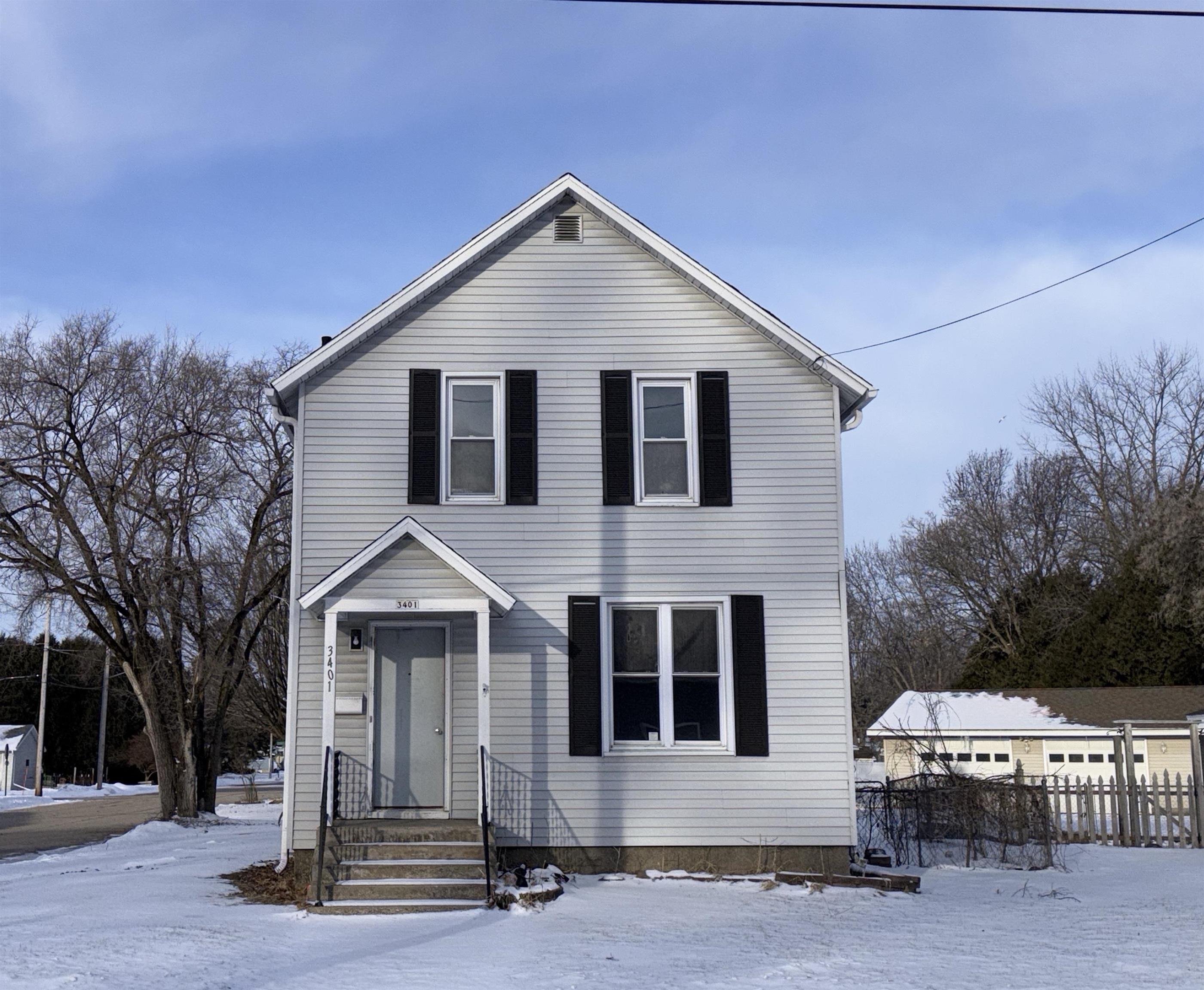 3401 13th Street Menominee, MI 49858 - Photo 1 of 19