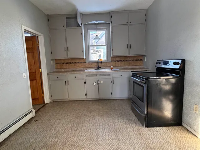 $99,000 | 3401 13th Street, Menominee, MI 49858