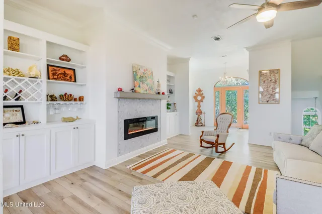 $549,000 | 6105 Mary Mahoney Drive, Ocean Springs, MS 39564