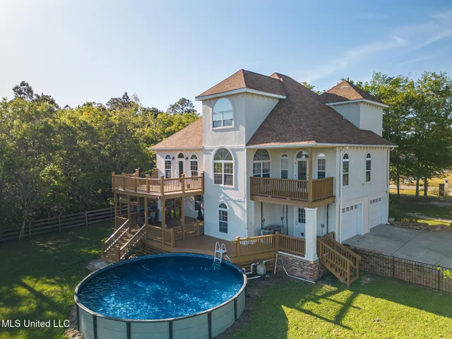 $549,000 | 6105 Mary Mahoney Drive, Ocean Springs, MS 39564