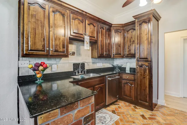 $549,000 | 6105 Mary Mahoney Drive, Ocean Springs, MS 39564