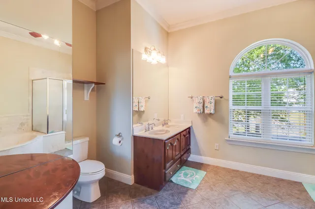 $549,000 | 6105 Mary Mahoney Drive, Ocean Springs, MS 39564