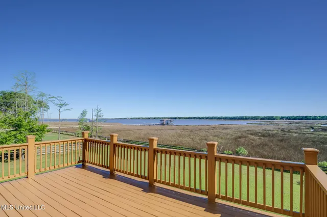 $549,000 | 6105 Mary Mahoney Drive, Ocean Springs, MS 39564