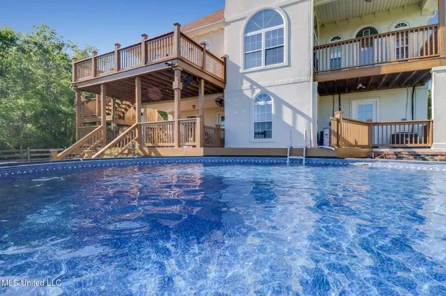 $549,000 | 6105 Mary Mahoney Drive, Ocean Springs, MS 39564